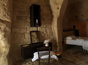 Sextantio Le Grotte Della Civita