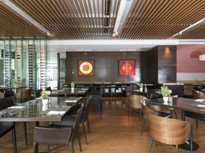 Sathorn Vista, Bangkok - Marriott Executive Apartments