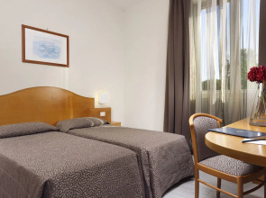 Isola Sacra Rome Airport