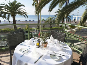 Отель West End Nice