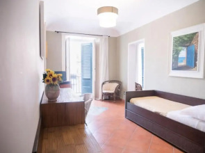 Kalamarina Rooms B&B