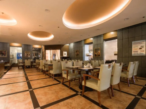 Regal Shanghai East Asia Hotel