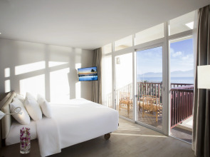 Sandy Beach Non Nuoc Resort