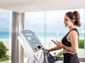 Crown Paradise Club Cancun All Inclusive