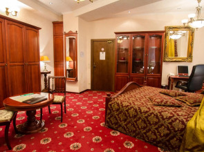 Отель Monte Kristo