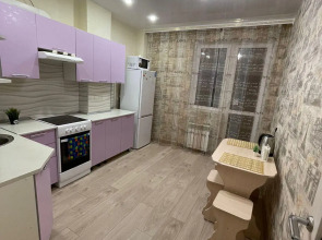 Сниму квартиру на улице Октябрьской Революции