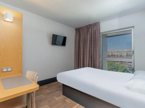 B&B HOTEL Marseille Euromed