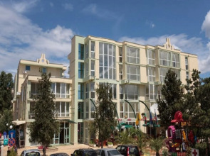 Sunny Day Club Hotel