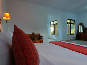 Warsa Garden Bungalows