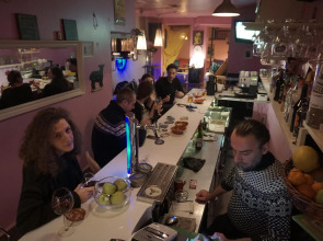 Chilloutlya Hostel&Bar