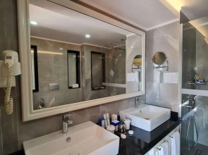 Saphir Hotel & Villas