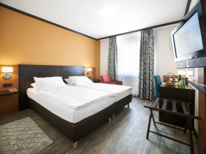 Trans World Hotel Donauwelle