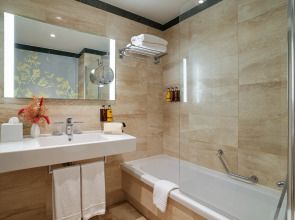 H10 Montcada Boutique Hotel