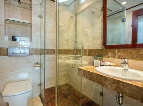 Hanoi E Central Hotel