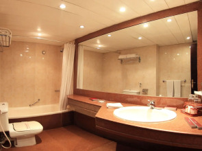 Pyramisa Suites Hotel Cairo