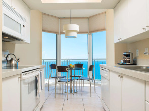 DoubleTree Resort & Spa by Hilton Ocean Point-N. Miami Beach