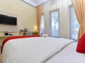 RedDoorz near Udayana University Jimbaran 2