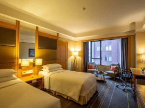 Renaissance Riverside Hotel Saigon