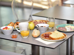 Hôtel Kyriad La Rochelle Centre Ville