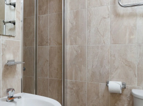 Pearl and Pebbles Hotel