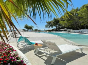 Hotel Baia Dei Faraglioni