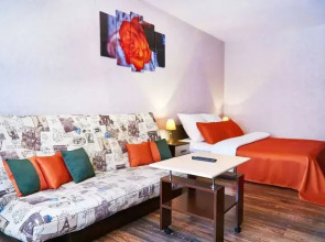 Pyat Zvezd  na pr-te Lenina, d. 104-1