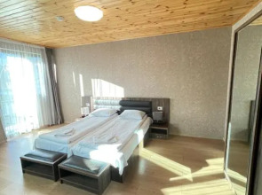 Отель Elite House