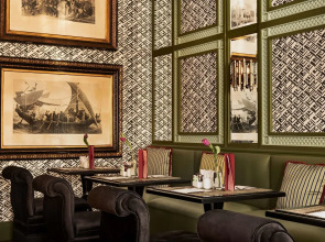 NH Collection Valencia Colón