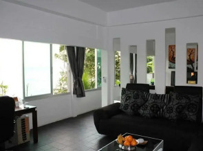 Karon Cliff Contemporary Boutique Bungalows