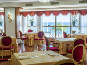 Mövenpick Hotel Bari