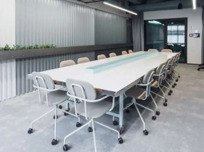 MONTOWNIA Lofts & Experience