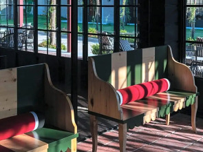 Esquisse Boutique Hotel