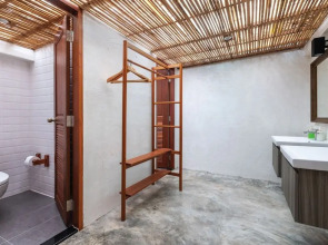 The Little White Bird Traveller Hostel