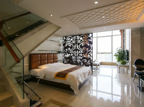 Louidon Mega Apartment of Kam Rueng Plaza/Sunshine