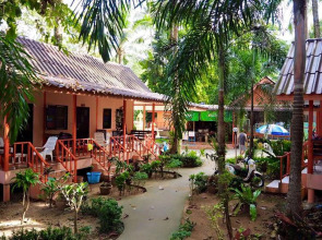 Sea Flower Resort (SHA Extra Plus)