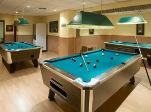 Crown Resorts Club Marbella