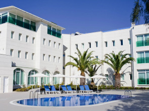 Dragut Point North Hotel