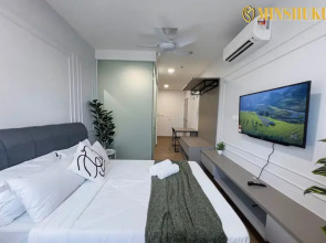 Sky Pool Suites KL Sentral -Riveria City