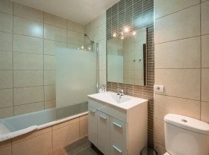 Paloma Beach Apartments