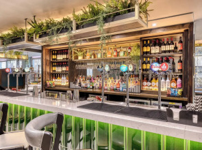 Premier Inn Glasgow City - George Square