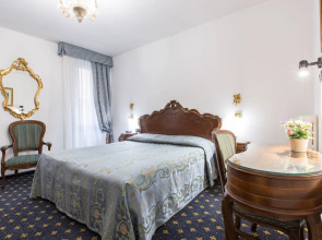 Hotel Ambassador Tre Rose