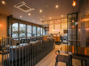 Hotel Whistlelark Jeju