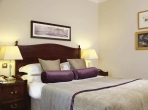 Sunny Day Club Hotel