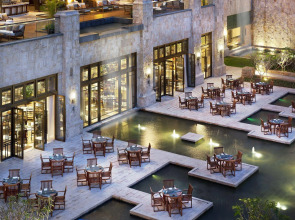 Курорт The St. Regis Sanya Yalong Bay