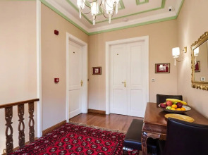 White Palace Old City Boutique Hotel