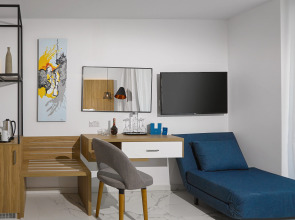 The Blue Ivy Hotel and Suites