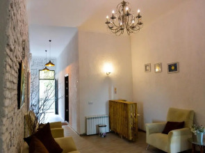 Отель «Зеленый цветок»