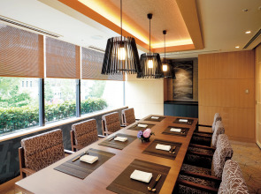 Отель Nikko Osaka