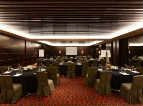 Отель Raffles Dubai