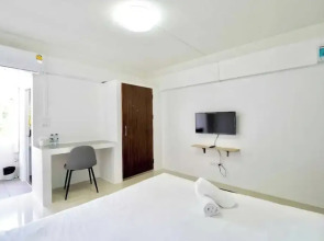 RQ Suvarnabhumi Airport by Collection O